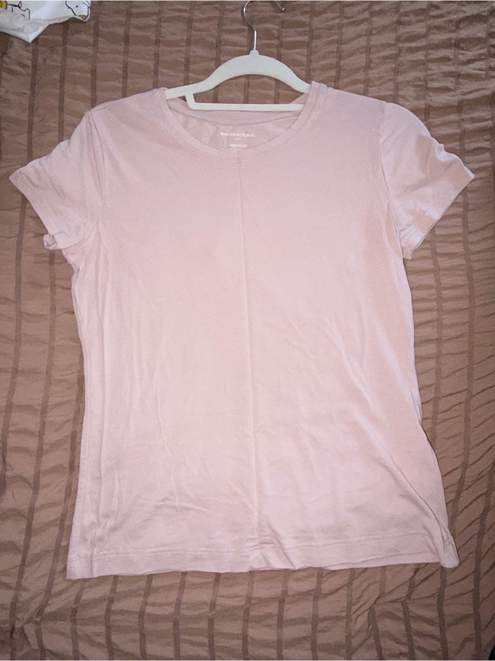 Banana Republic Women's Short Sleeve Crewneck Tee in Pale Pink